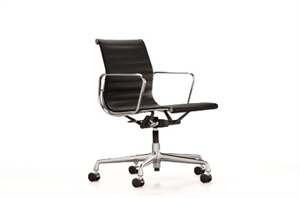 Krzesło Biurowe Vitra Aluminiowy EA 118 Czarny Skóra i Chrom Rama z Mechanizmem Obrotowym, Podłokietnikiem i Mechanizmem Pochylania