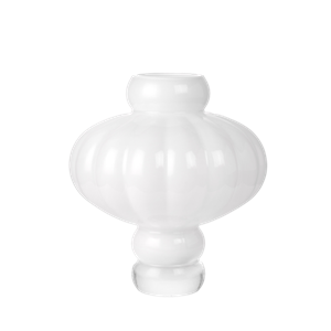 Louise Roe Balloon 08 Wazon Opal