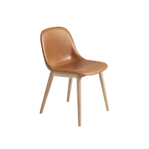 Krzesło do Jadalni Muuto Fibre z Podstawa Drewnianą, Tapicerowane Skórą w Kolorze Koniaku/dąbu