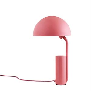Normann Copenhagen CAP Lampa stołowa Różowa
