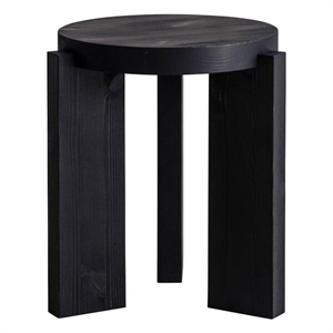 Vaarnii 001 Czarny z Czarnej Sosny